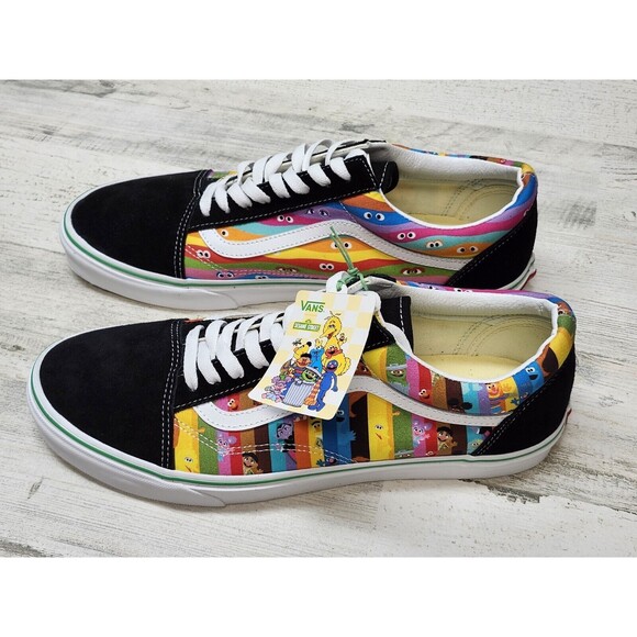 VANS Old Skool x Sesame Street Low Rainbow Stripes Sneakers Men Size 11.5 main image 5